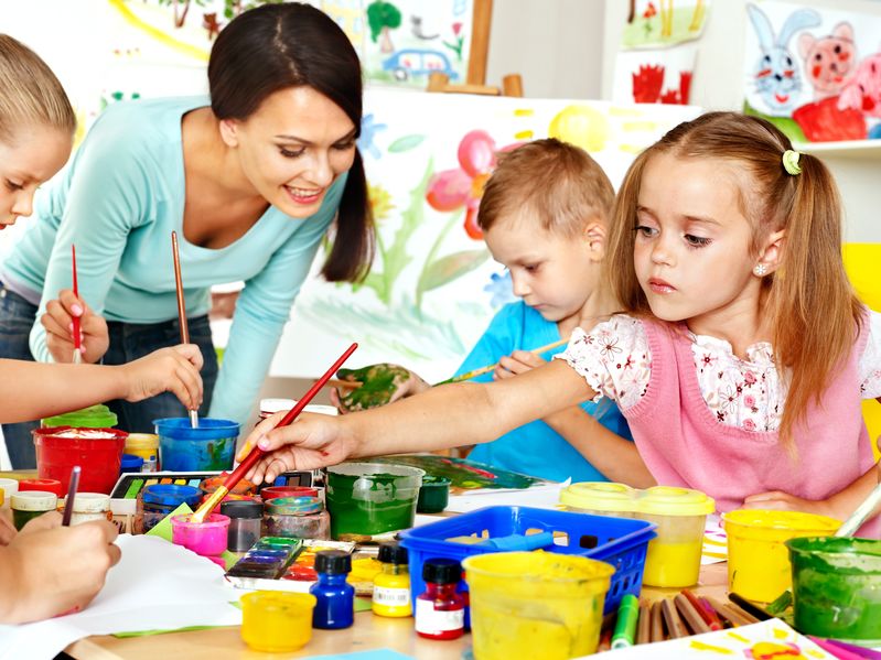 Preschool Pros and Cons: Sending Your Child to Preschool